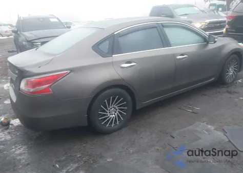 2014 Nissan Altima 2.5 S z USA, uszkodzony, nr VIN 1N4AL3APXEC105407